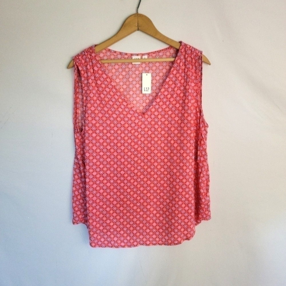 NWT Old Navy Large Top
